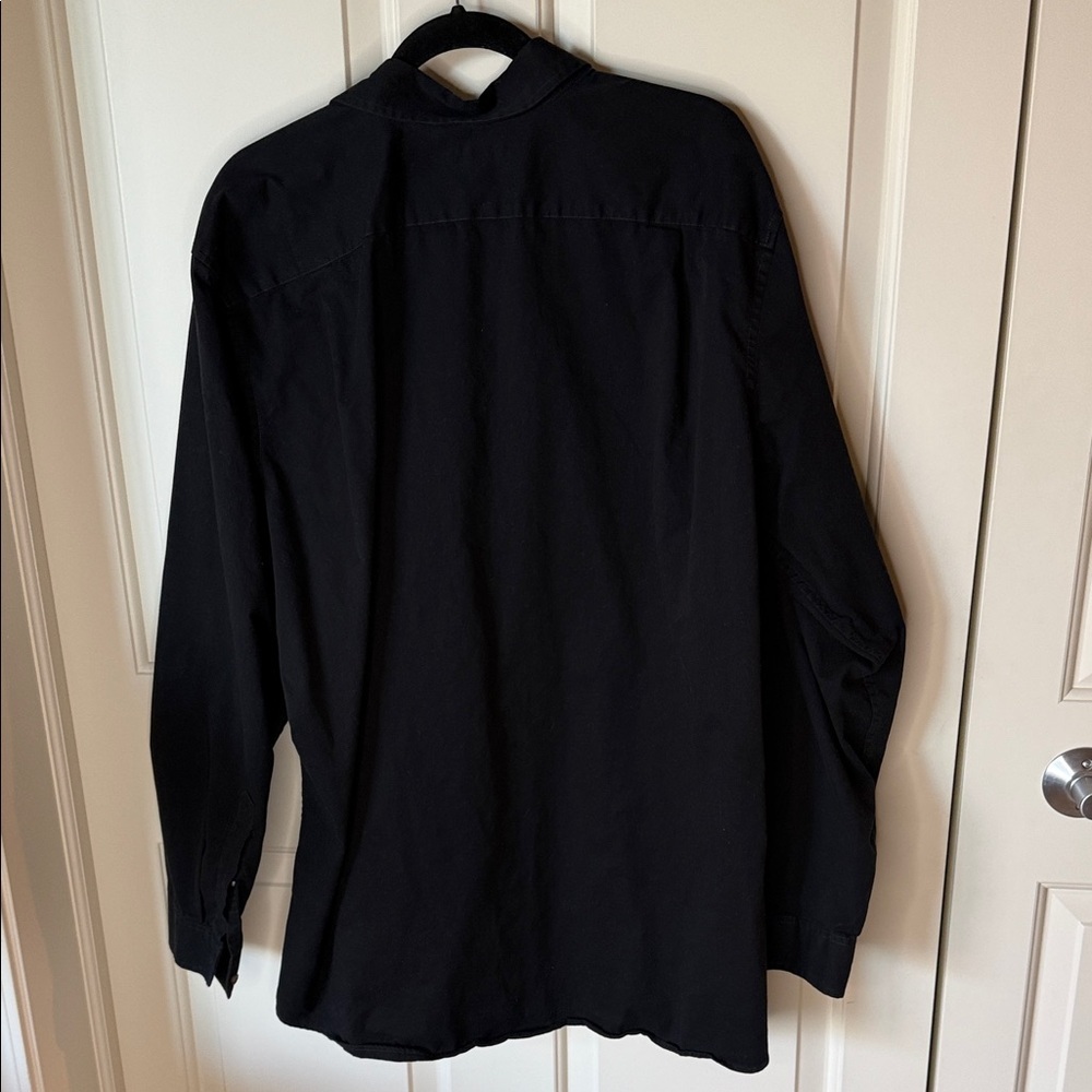 Eddie Bauer Black Relaxed Fit Shirt - Picture 3 of 5